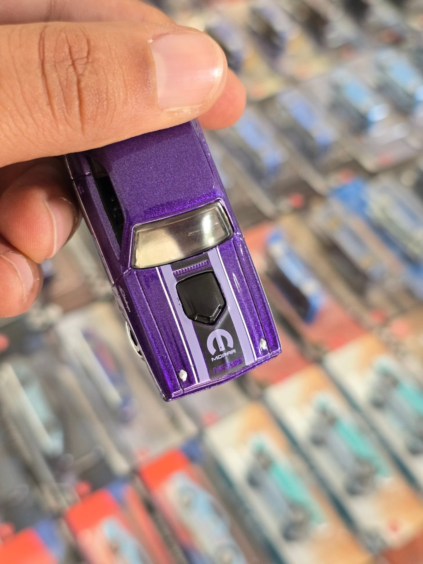 Hot Wheels 1970 Dodge Hemi Challenger Mopar - Purple (Uncarded) - Kinder Logs