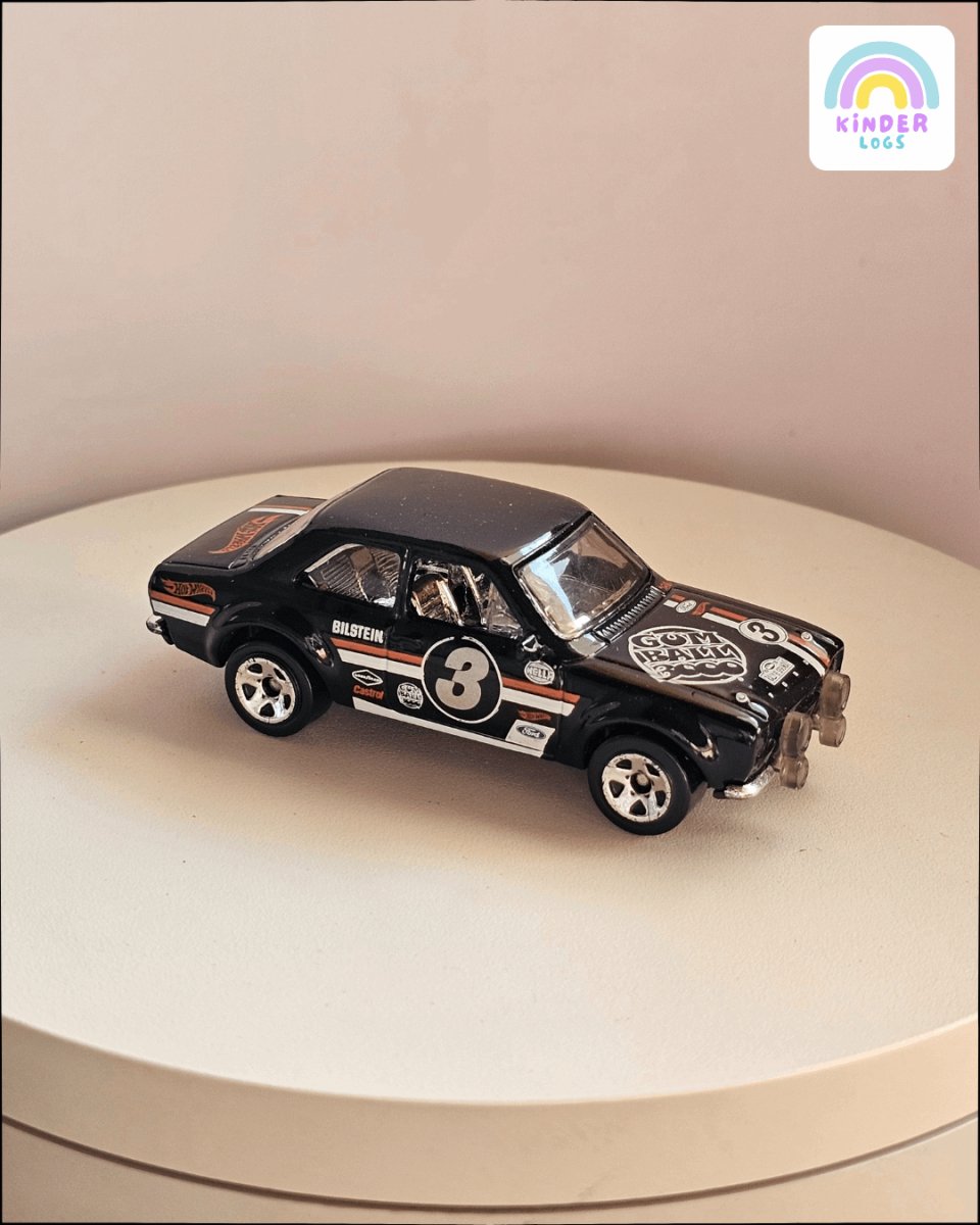 Hot Wheels 1970 Ford Escort RS1600 Gum Ball 3000 (Uncarded) - Kinder Logs