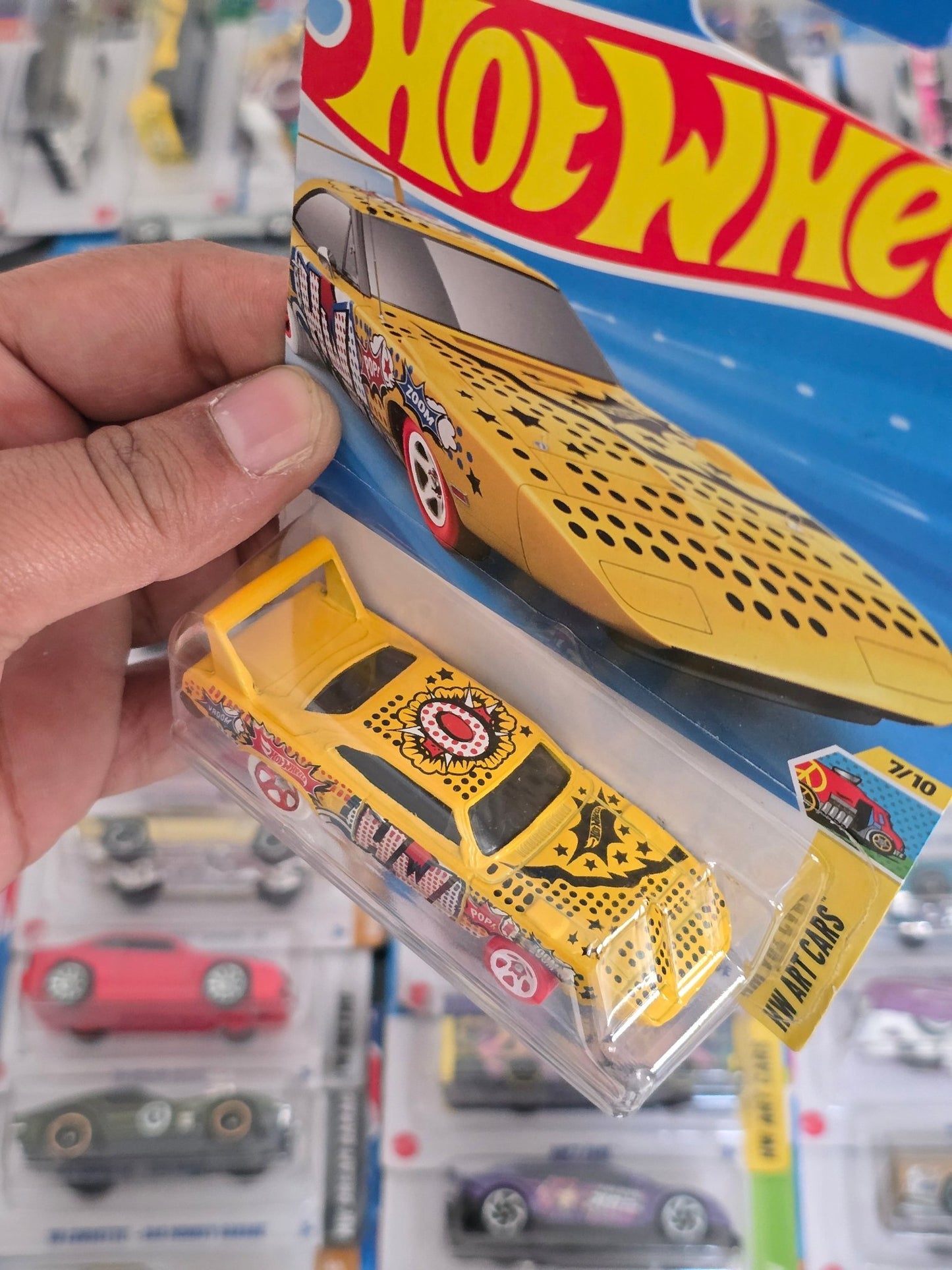 Hot Wheels 1970 Plymouth Superbird (Imported) - Kinder Logs