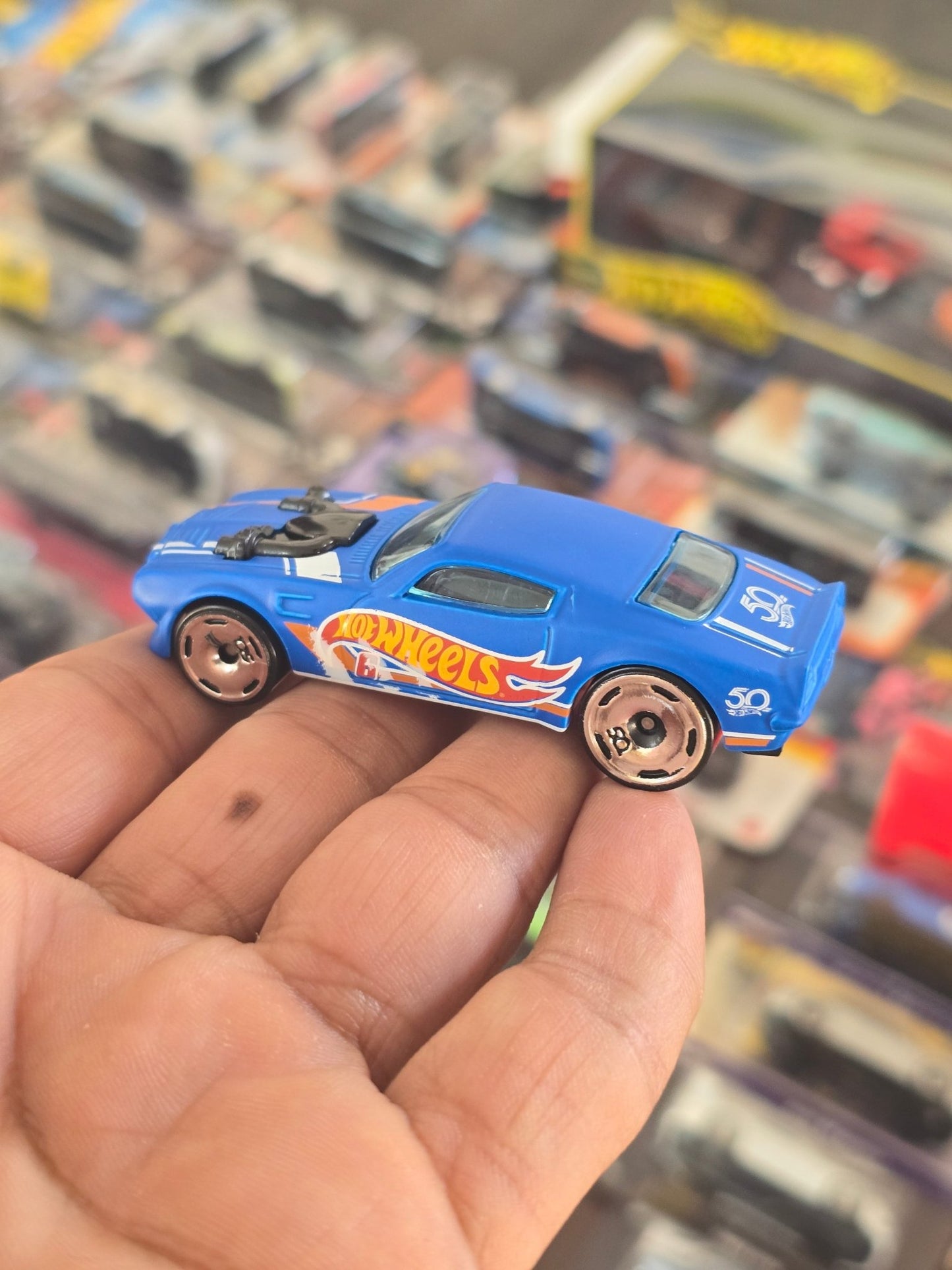 Hot Wheels 1970 Pontiac Firebird - 50 Race Team (Uncarded) - Kinder Logs