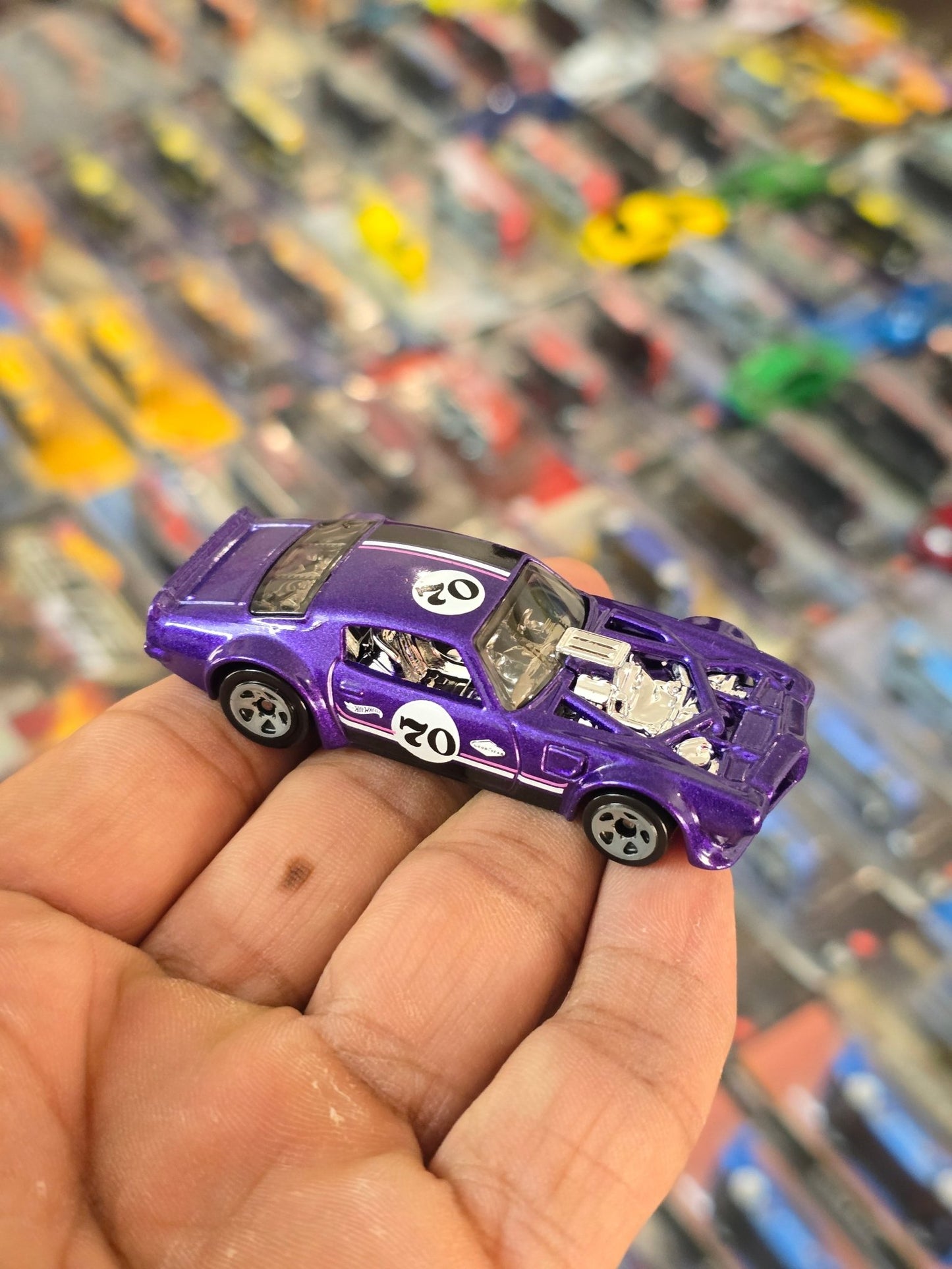 Hot Wheels 1970 Pontiac Firebird (Uncarded) - Kinder Logs
