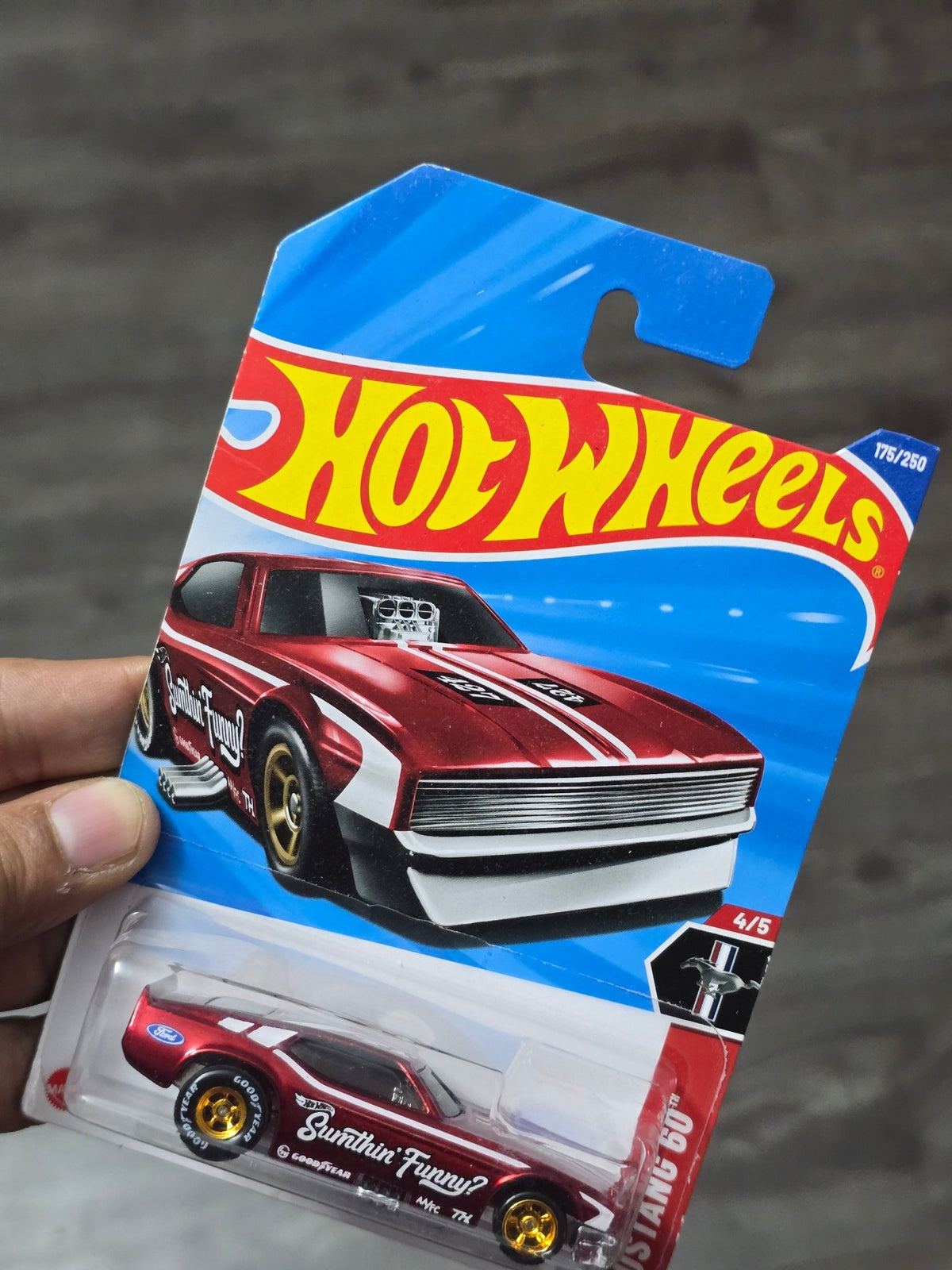 Hot Wheels 1971 Ford Mustang Funny Car Super Treasure Hunt (STH) - Kinder Logs