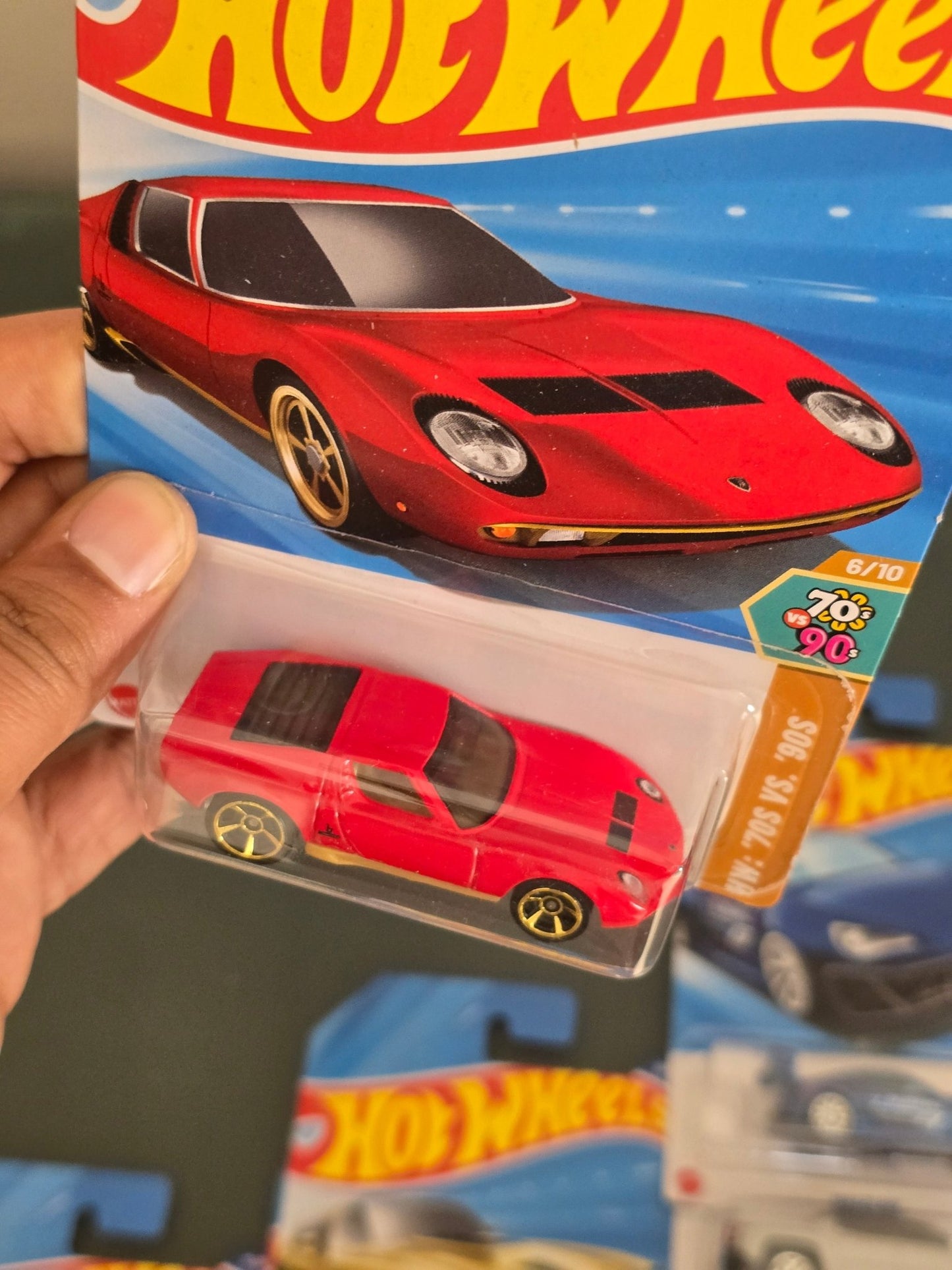 Hot Wheels 1971 Lamborghini Miura SV - Red (Imported) - Kinder Logs
