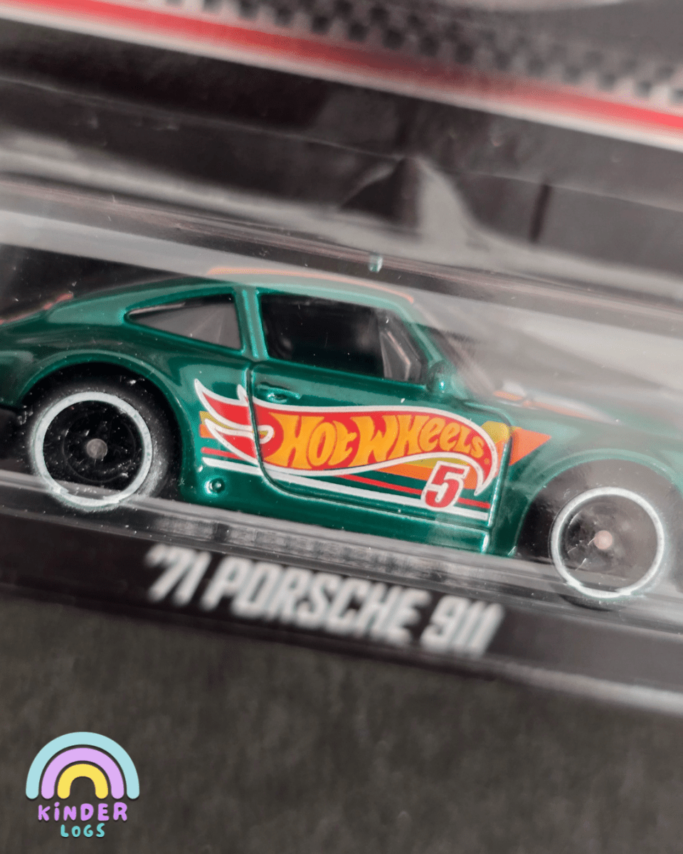 Hot Wheels 1971 Porsche 911 - 2021 Collector Edition - Kinder Logs