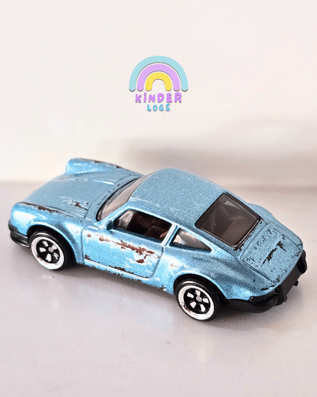 Hot Wheels 1971 Porsche 911 - Vintage Club (Uncarded - New) - Kinder Logs