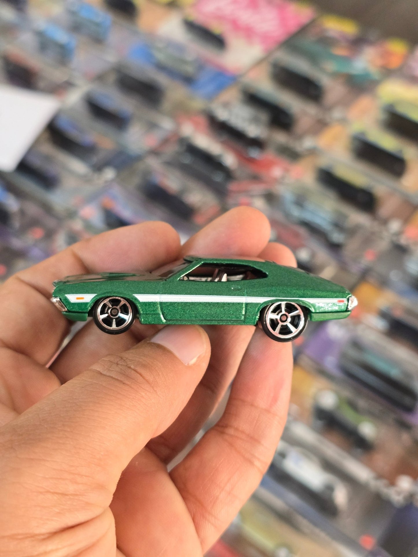 Hot Wheels 1972 Ford Gran Torino Sport - Fast & Furious (Uncarded) - Kinder Logs