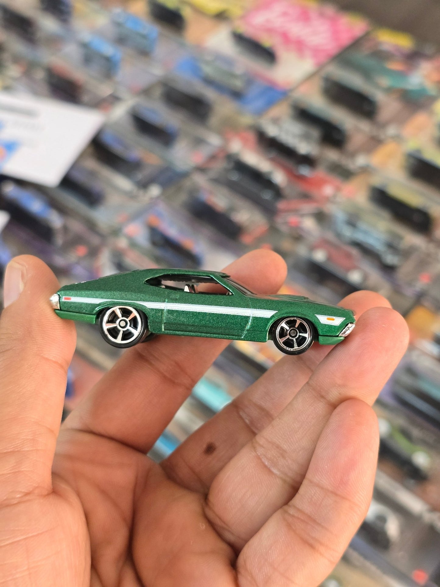 Hot Wheels 1972 Ford Gran Torino Sport - Fast & Furious (Uncarded) - Kinder Logs