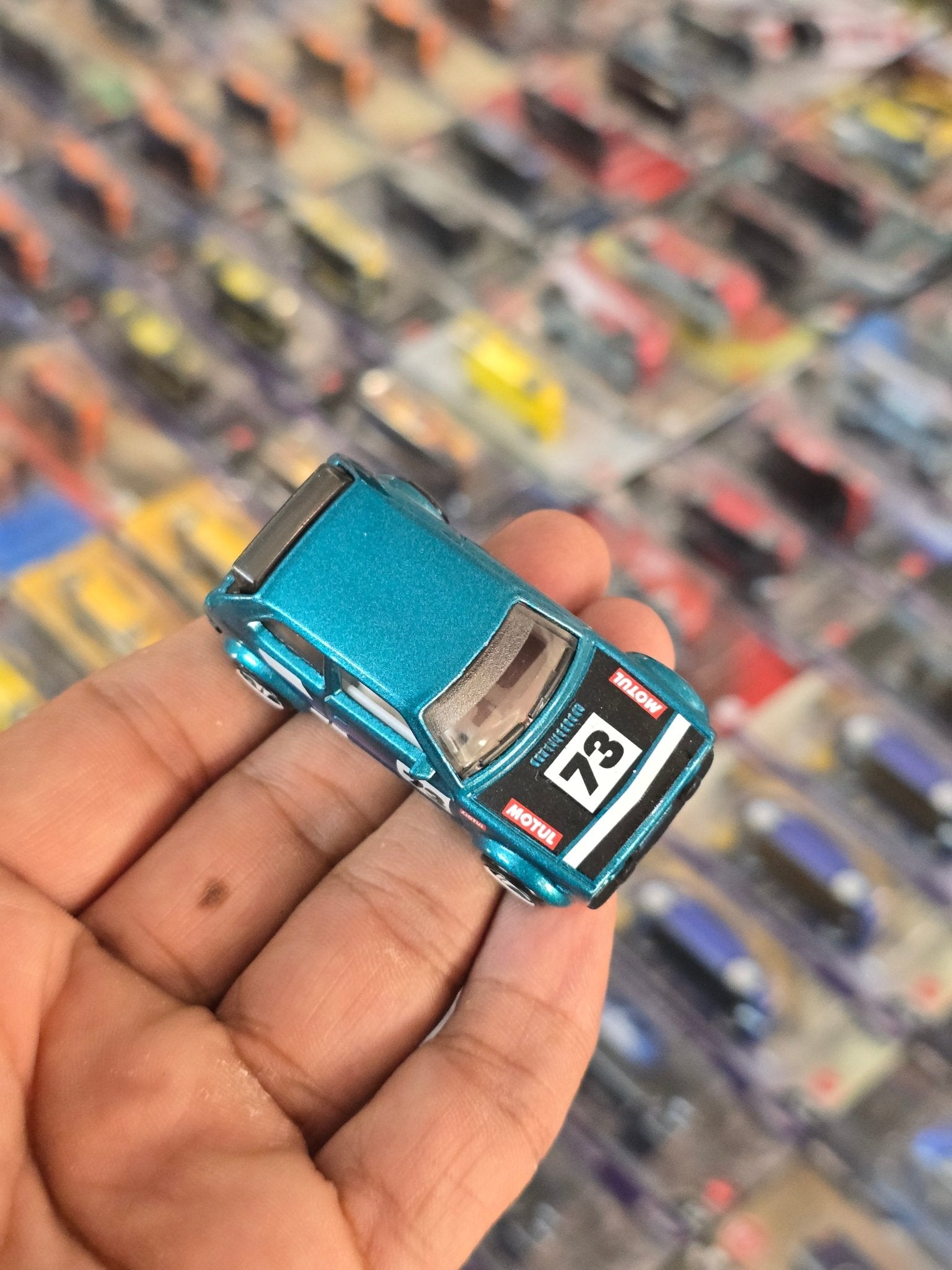 Hot Wheels 1973 Honda Civic Custom - Turquoise (Uncarded) - Kinder Logs