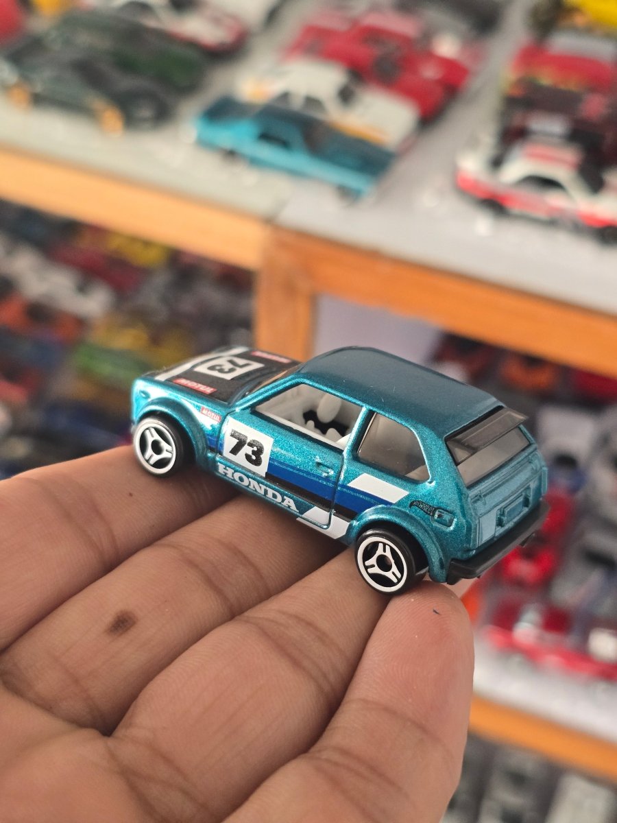 Hot Wheels 1973 Honda Civic Custom - Turquoise (Uncarded) - Kinder Logs