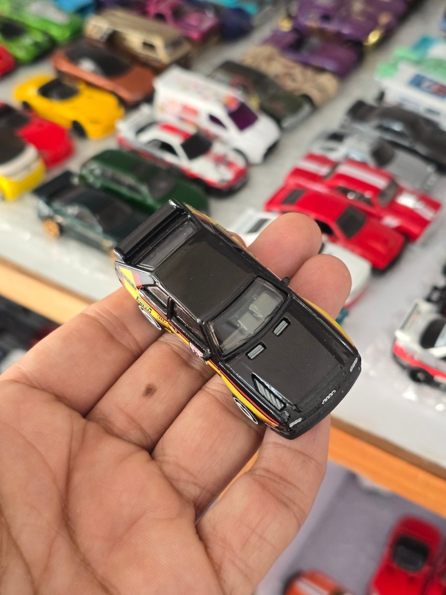 Hot Wheels 1984 Audi Sport Quattro - Black (Uncarded) - Kinder Logs