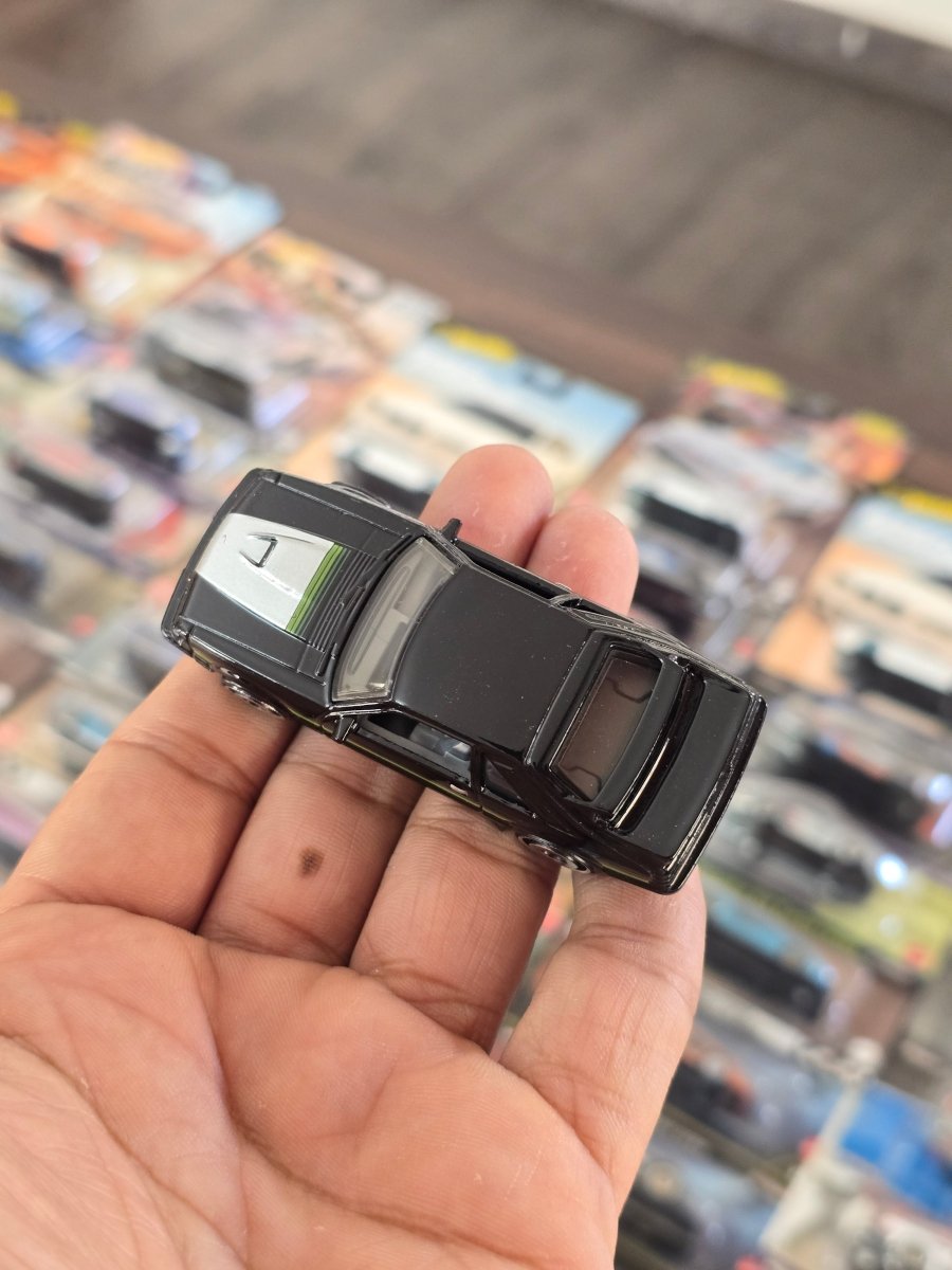 Hot Wheels 1984 Ford Mustang SVO - Black (Uncarded) - Kinder Logs