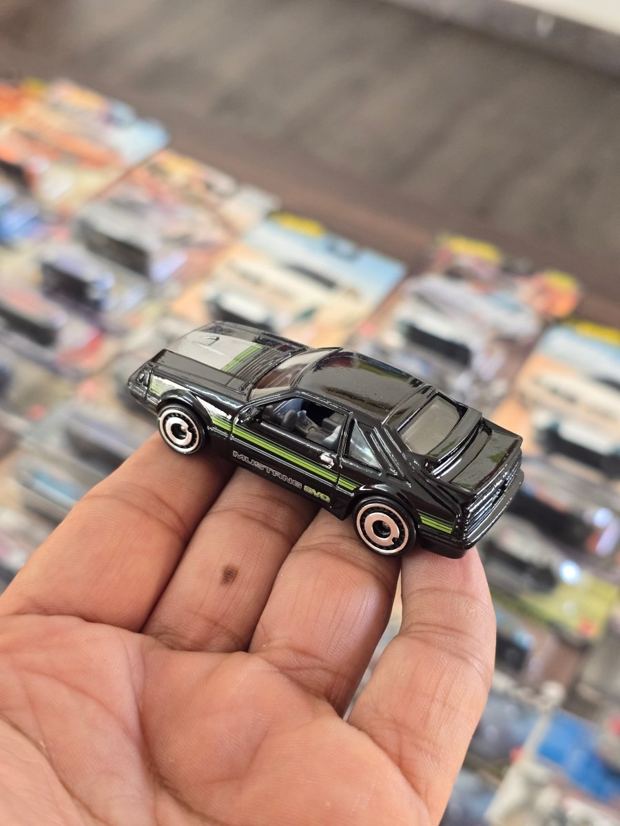 Hot Wheels 1984 Ford Mustang SVO - Black (Uncarded) - Kinder Logs