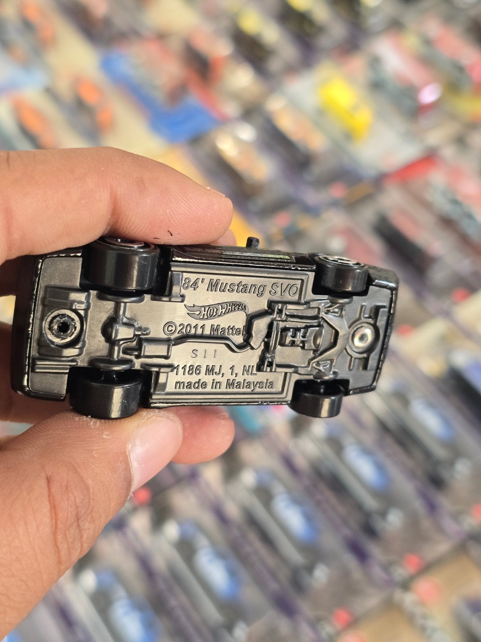 Hot Wheels 1984 Ford Mustang SVO - Black (Uncarded) - Kinder Logs