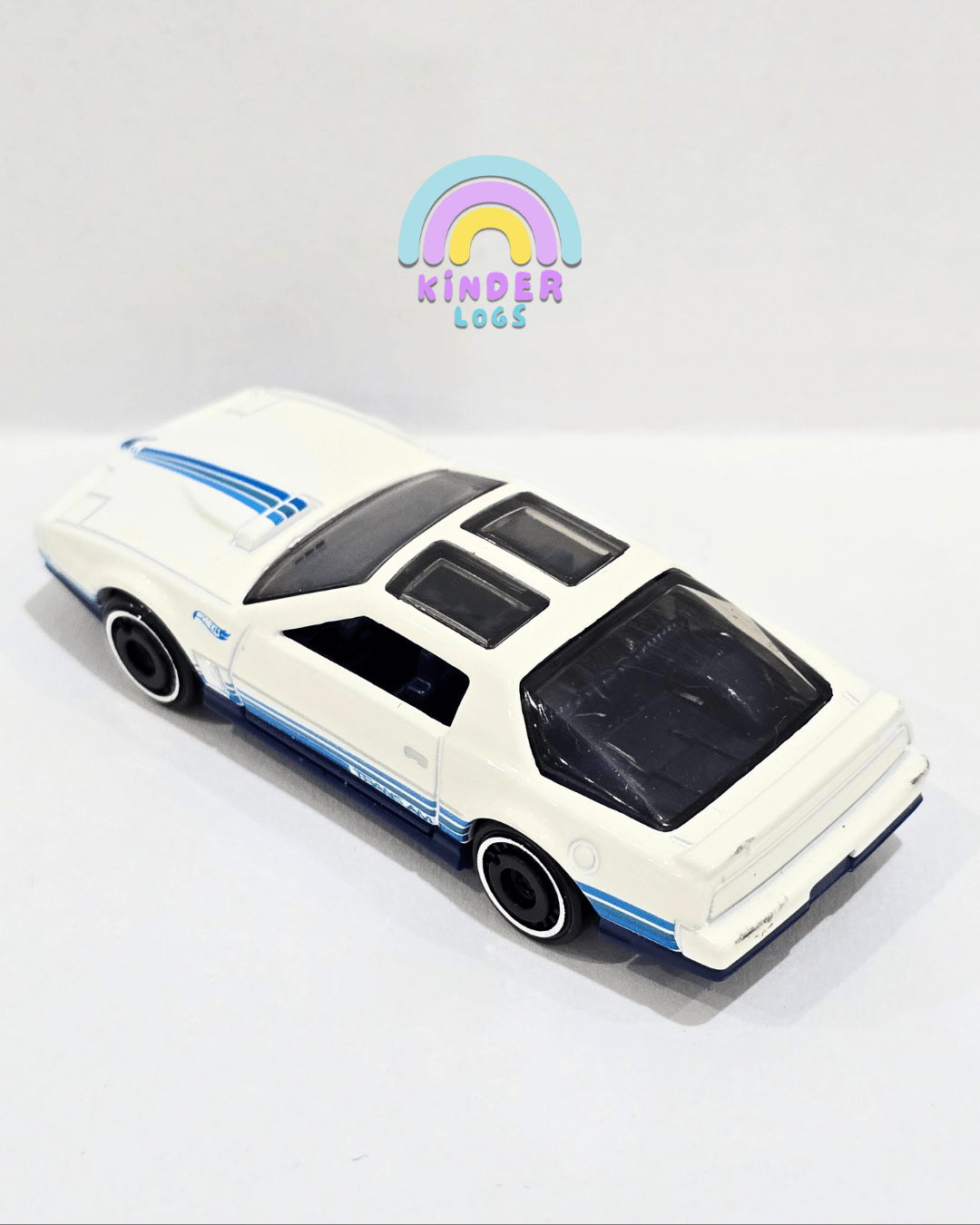 Hot Wheels 1984 Pontiac Firebird - White (Uncarded) - Kinder Logs