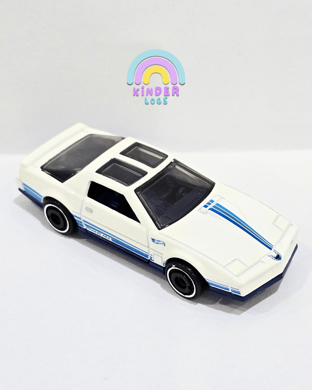 Hot Wheels 1984 Pontiac Firebird - White (Uncarded) - Kinder Logs