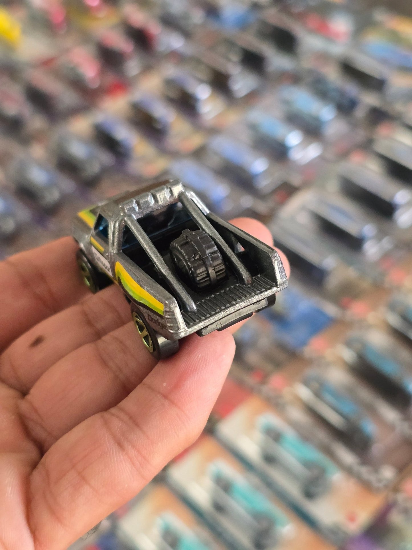 Hot Wheels 1987 Dodge D100 (Uncarded) - Kinder Logs