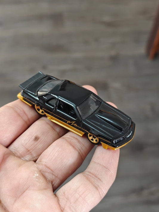 Hot Wheels 1988 Ford Thunderbird - Black (Uncarded - New) - Kinder Logs