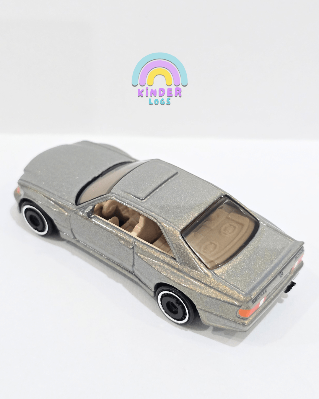 Hot Wheels 1989 Mercedes - Benz 560 SEC AMG - Glitter Gold (Uncarded) - Kinder Logs