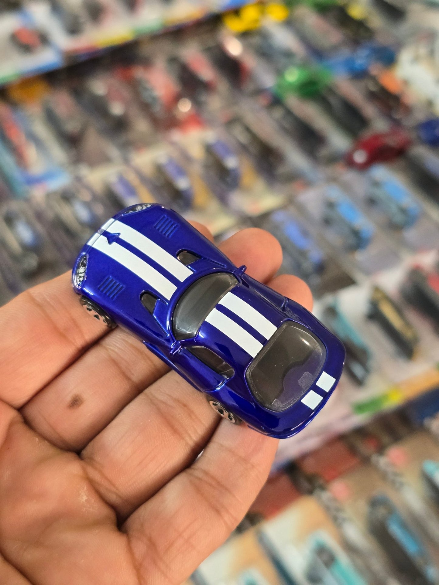 Hot Wheels 1996 Dodge Viper GTS (Uncarded) - Kinder Logs