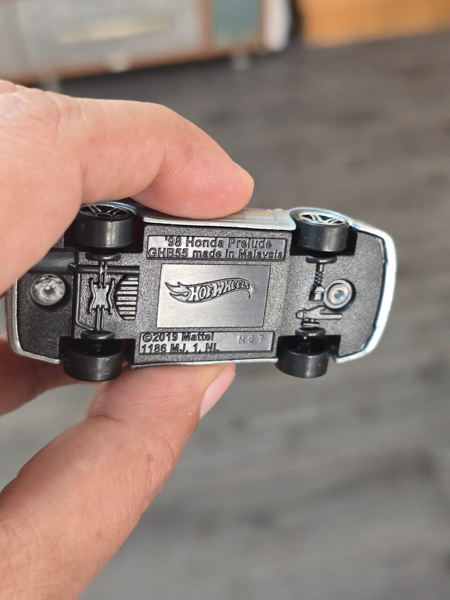 Hot Wheels 1998 Honda Prelude - Grey (Uncarded - New) - Kinder Logs