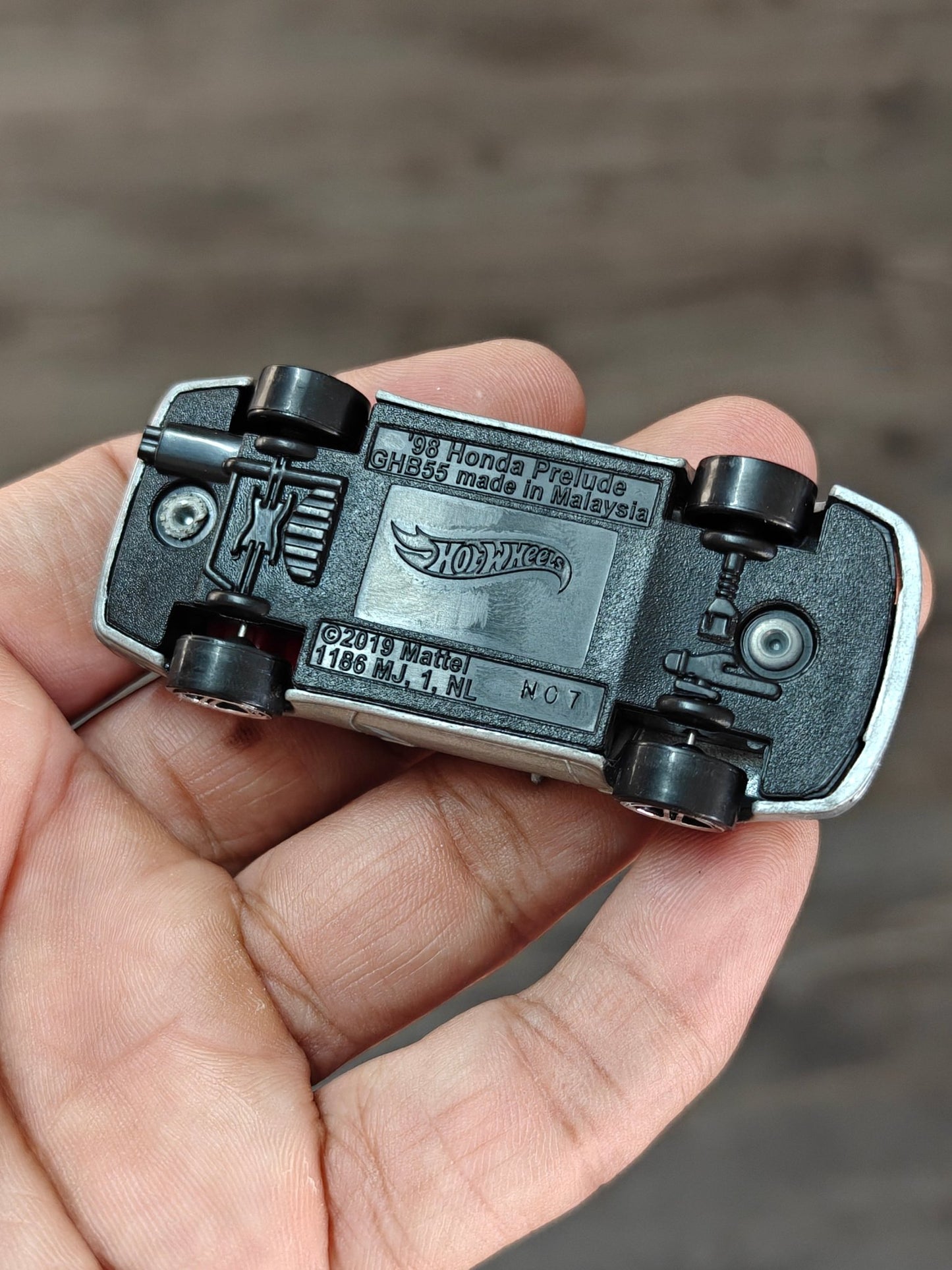 Hot Wheels 1998 Honda Prelude - Silver (Uncarded - New) - Kinder Logs