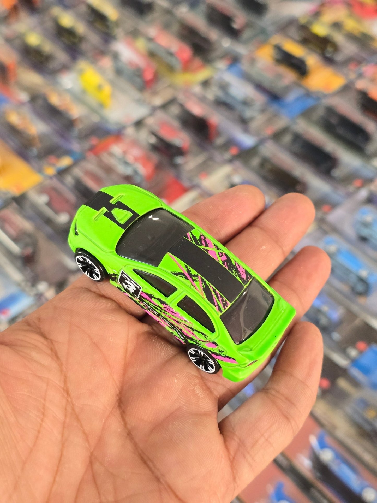 Hot Wheels 2008 Mitsubishi Lancer Evolution Neon Speeders - Green (Uncarded) - Kinder Logs