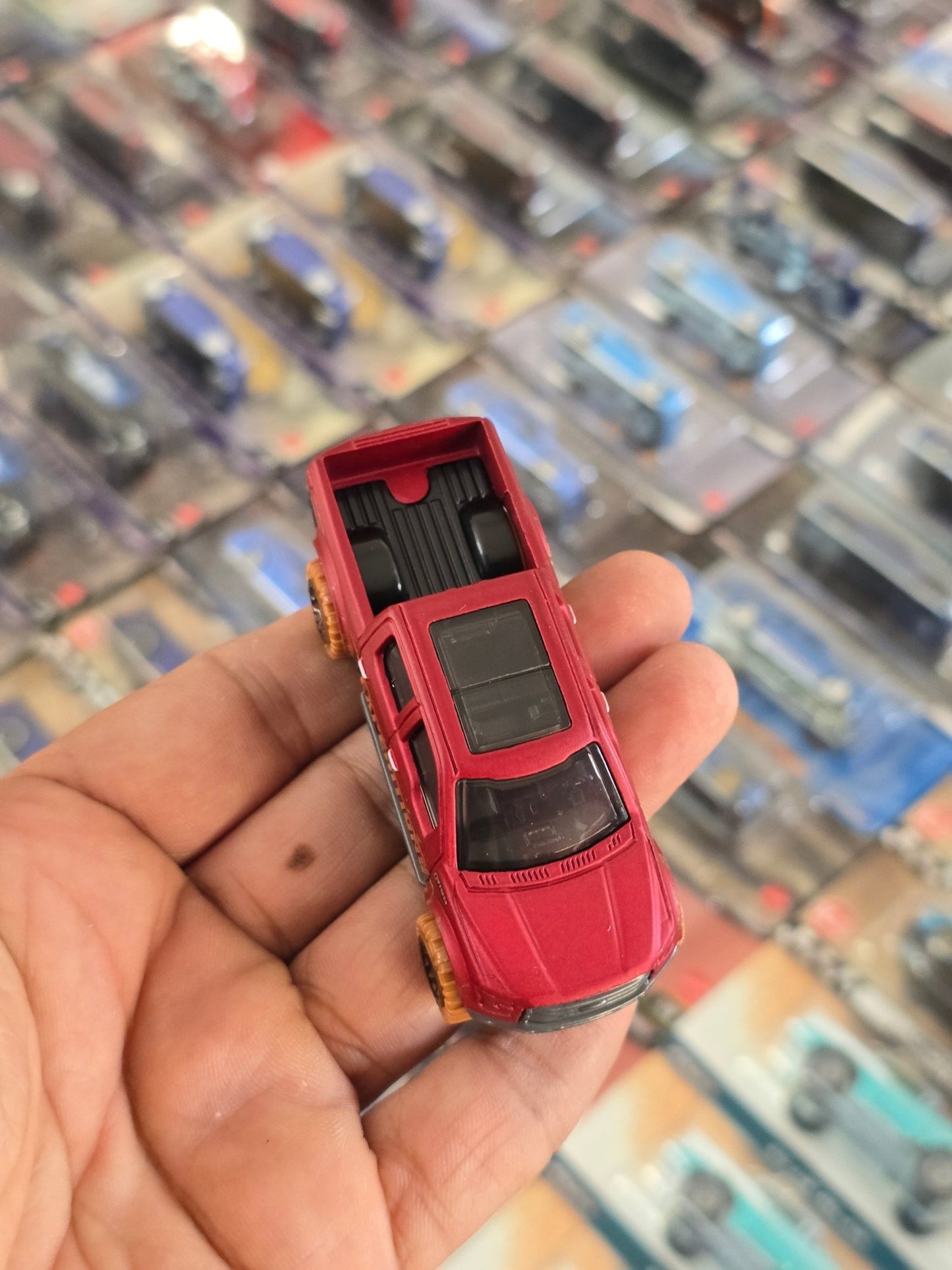 Hot Wheels 2015 Ford F - 150 (Uncarded) - Kinder Logs