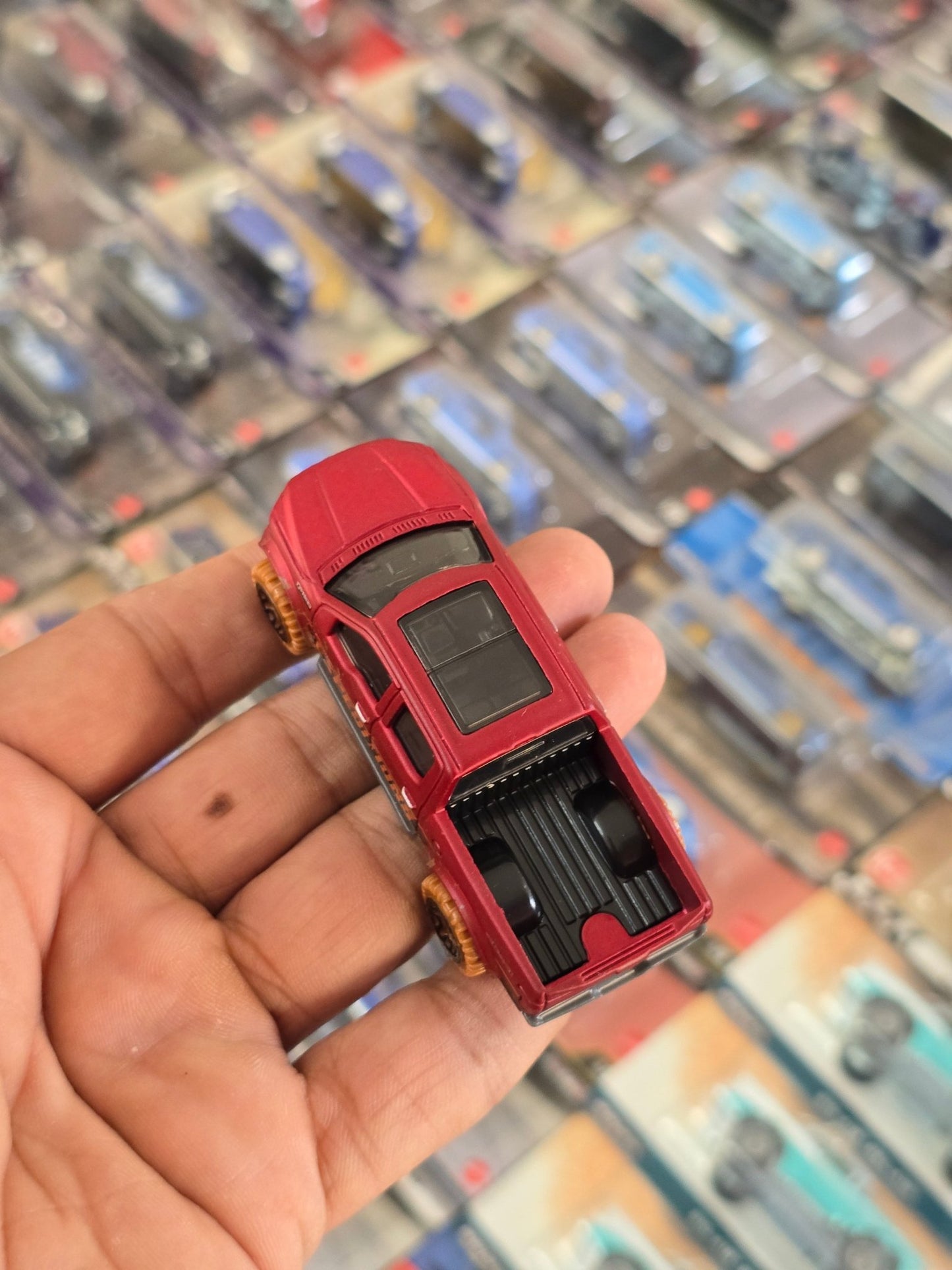 Hot Wheels 2015 Ford F - 150 (Uncarded) - Kinder Logs