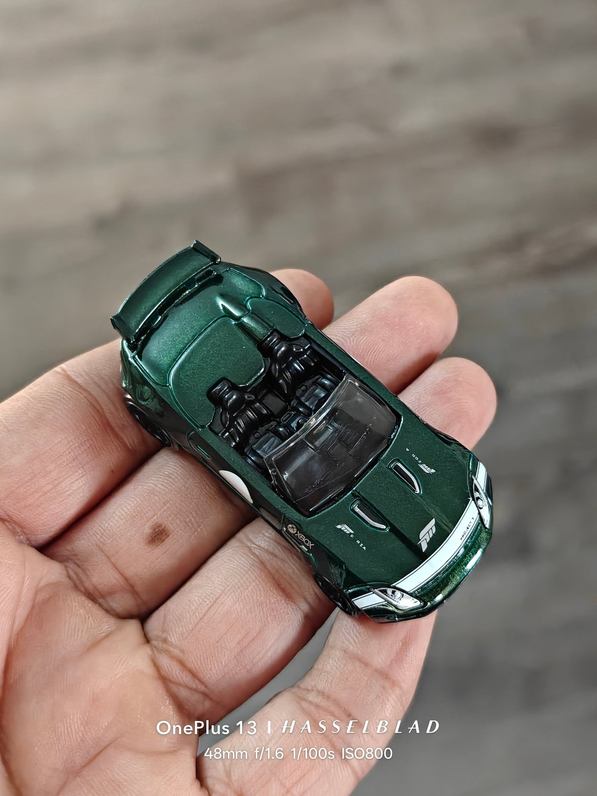 Hot Wheels 2015 Jaguar F - Type Project 7 - Forza (Uncarded - New) - Kinder Logs