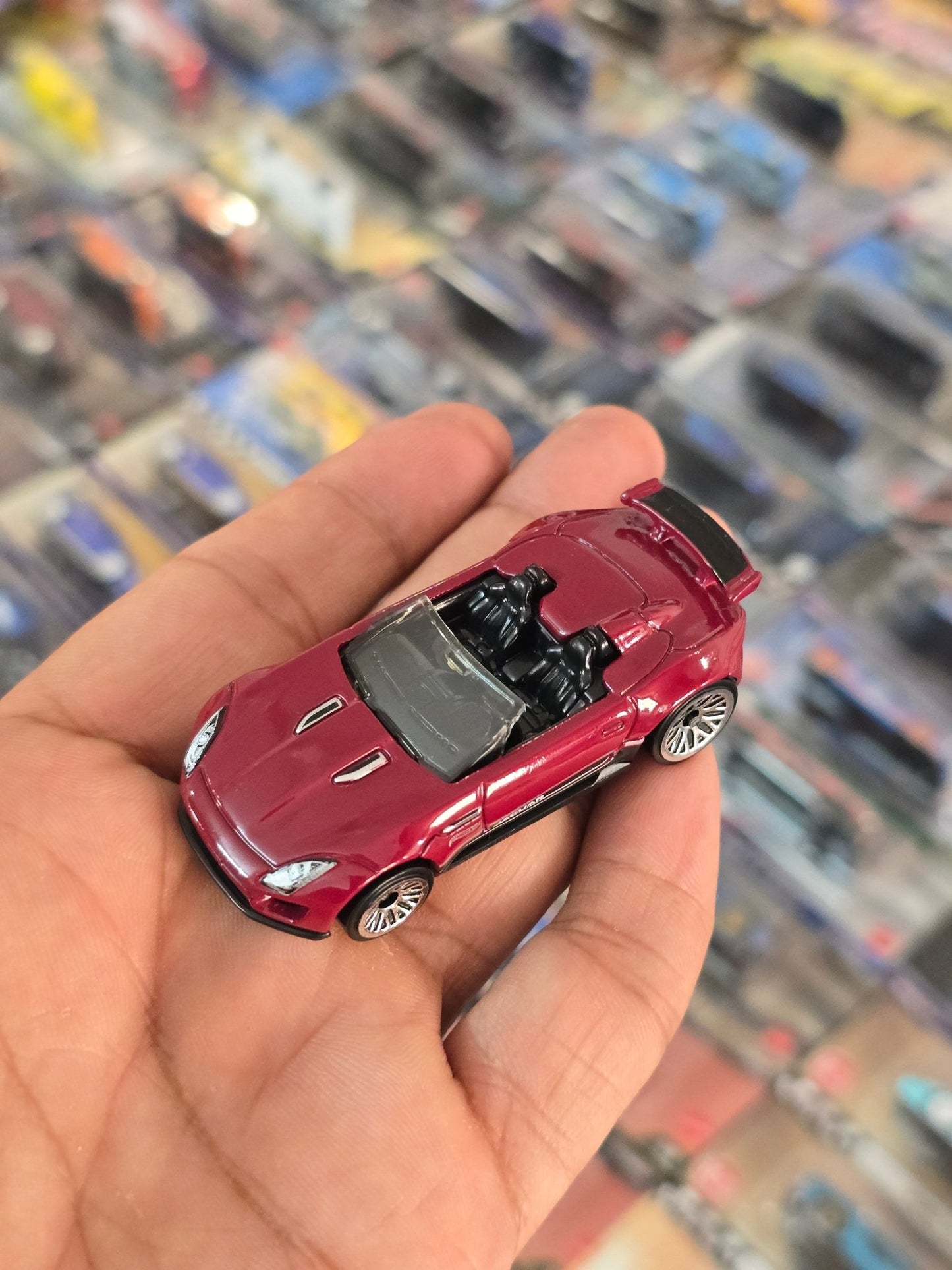Hot Wheels 2015 Jaguar F - Type Project 7 - Wine (Uncarded) - Kinder Logs