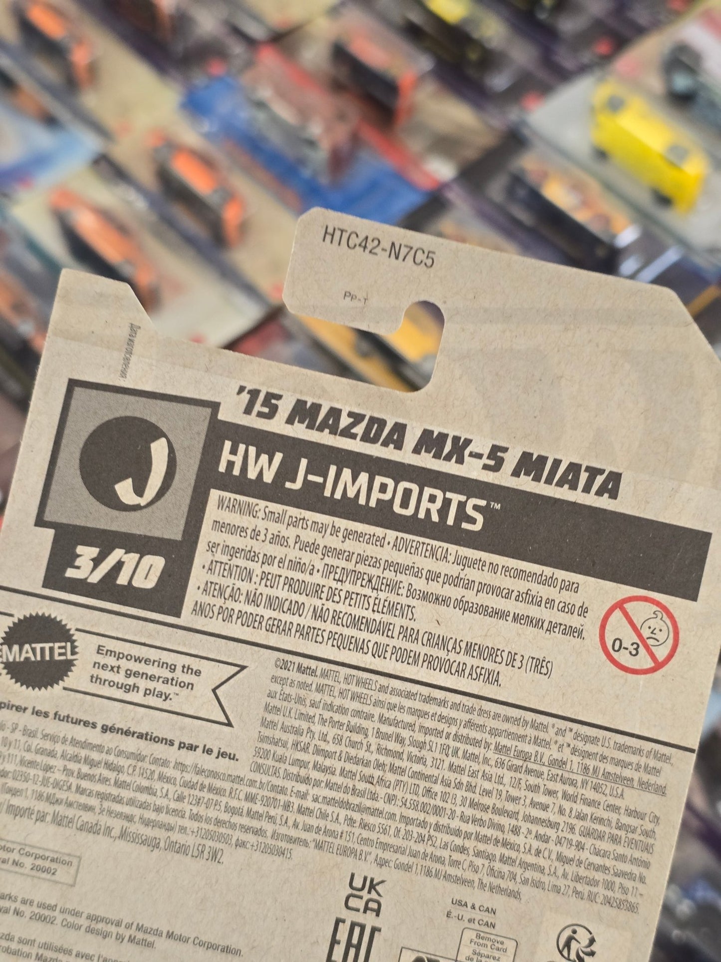 Hot Wheels 2015 Mazda MX - 5 Miata - Kinder Logs