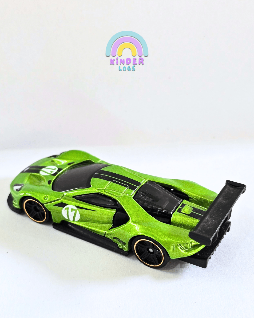 Hot Wheels 2016 Ford GT Race - Green (Used Car) - Kinder Logs