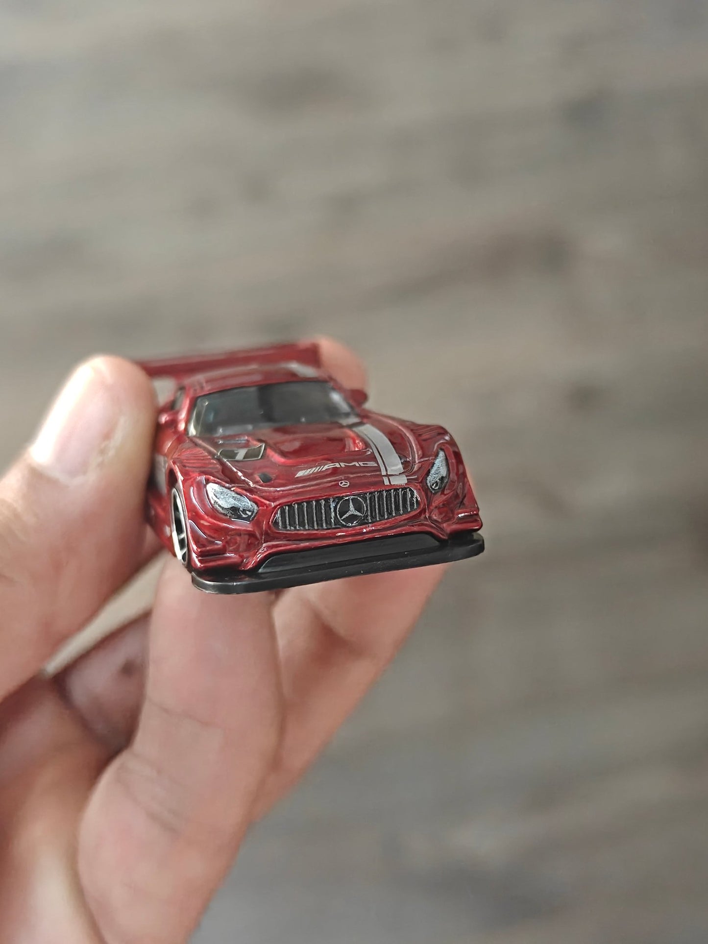 Hot Wheels 2016 Mercedes - AMG GT3 - Maroon (Uncarded - New) - Kinder Logs