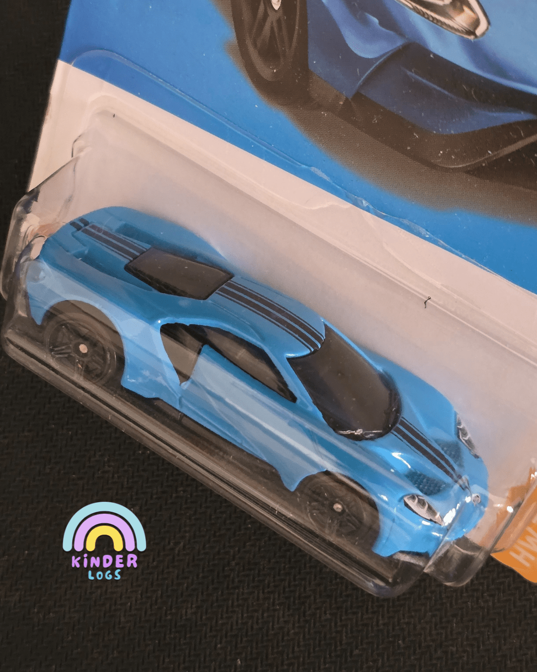 Hot Wheels 2017 Ford GT - Blue (Imported) - Kinder Logs