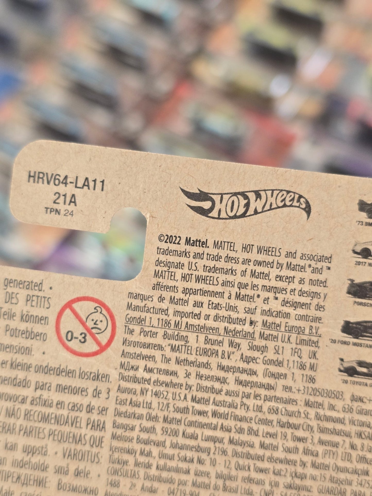 Hot Wheels 2017 Nissan GT - R (R35) - Gran Turismo Series - Kinder Logs