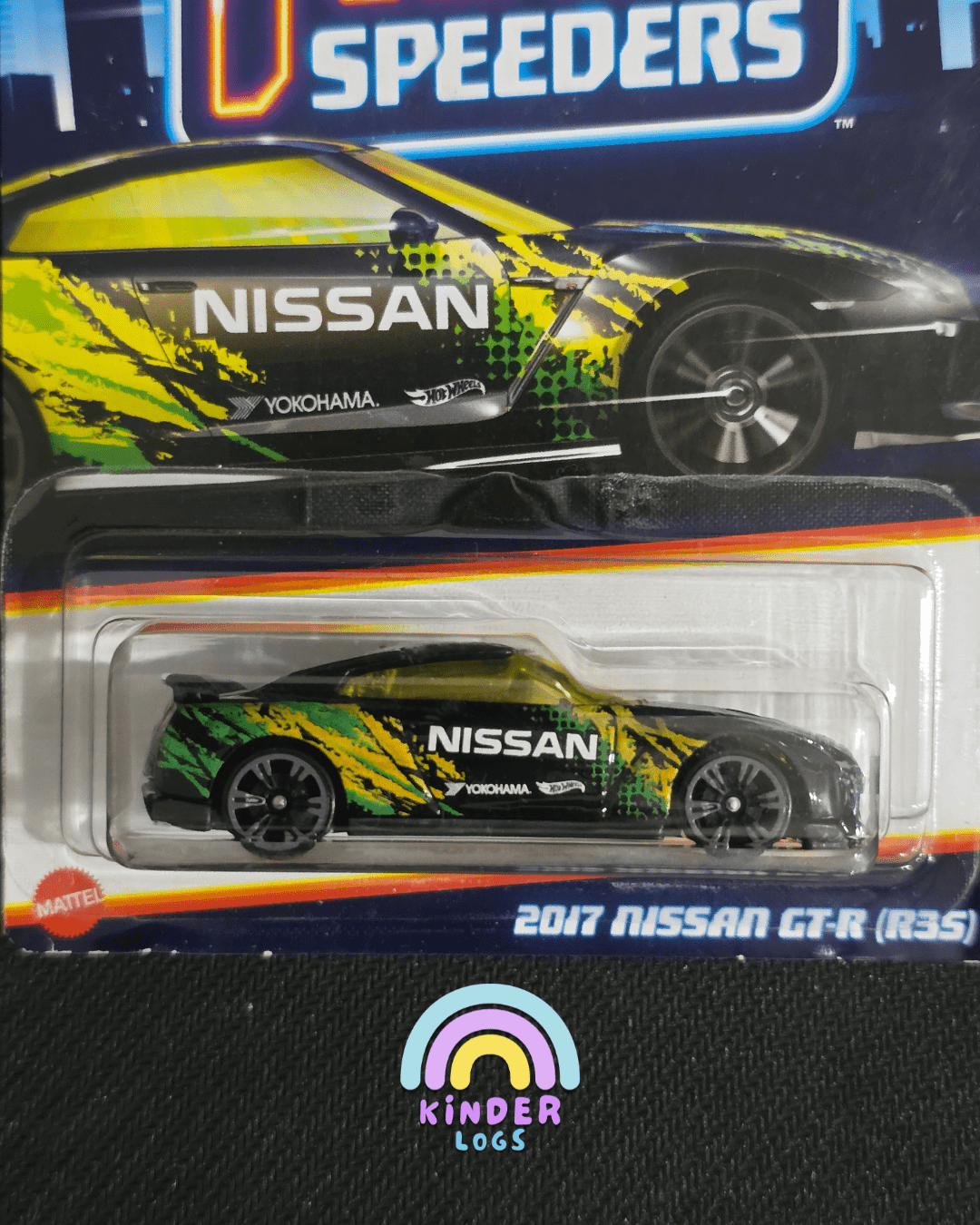 Hot Wheels 2017 Nissan GT - R (R35) - Neon Speeders (Imported) - Kinder Logs