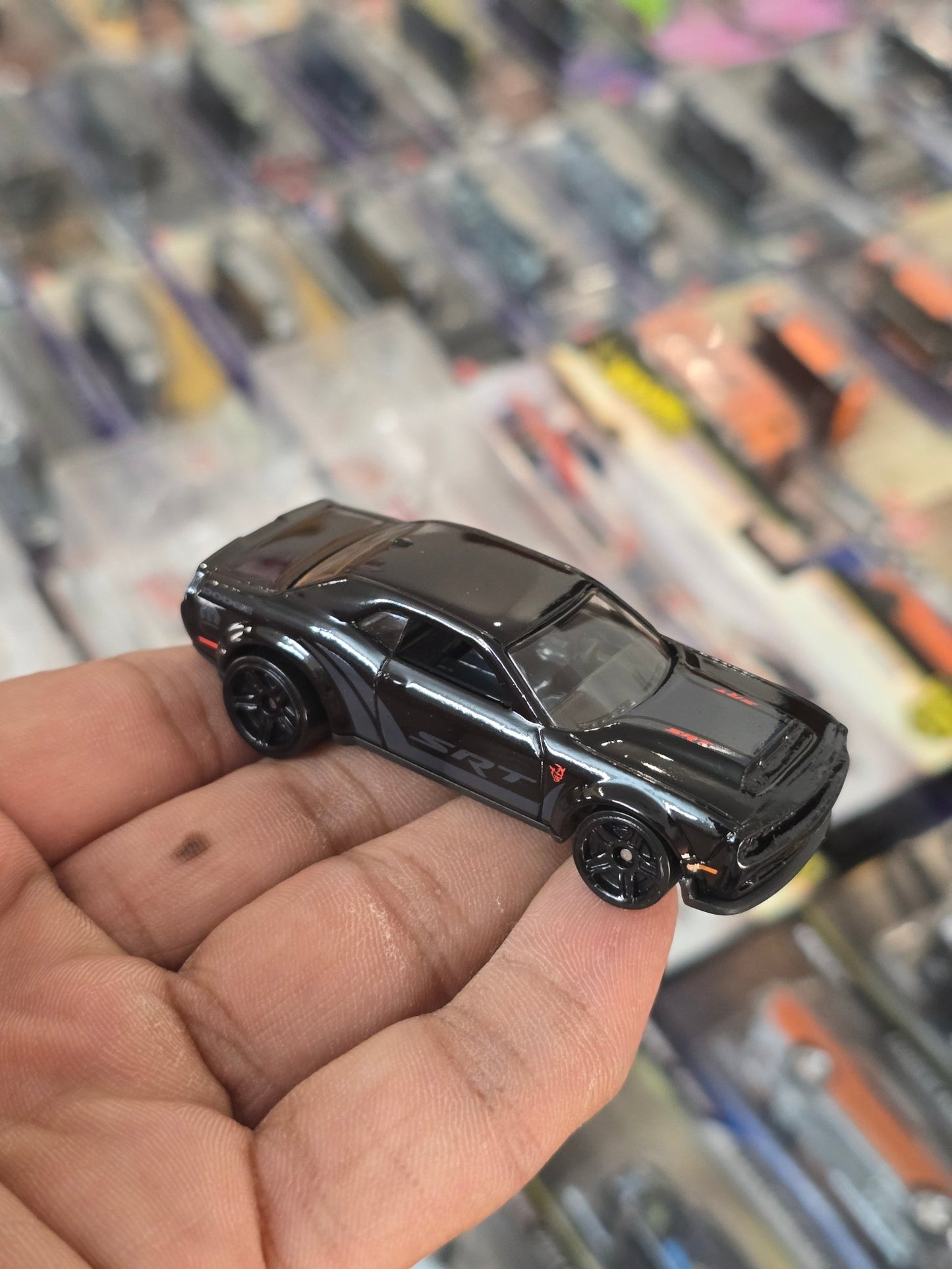 Hot Wheels 2018 Dodge Challenger SRT Demon (Uncarded) - Kinder Logs