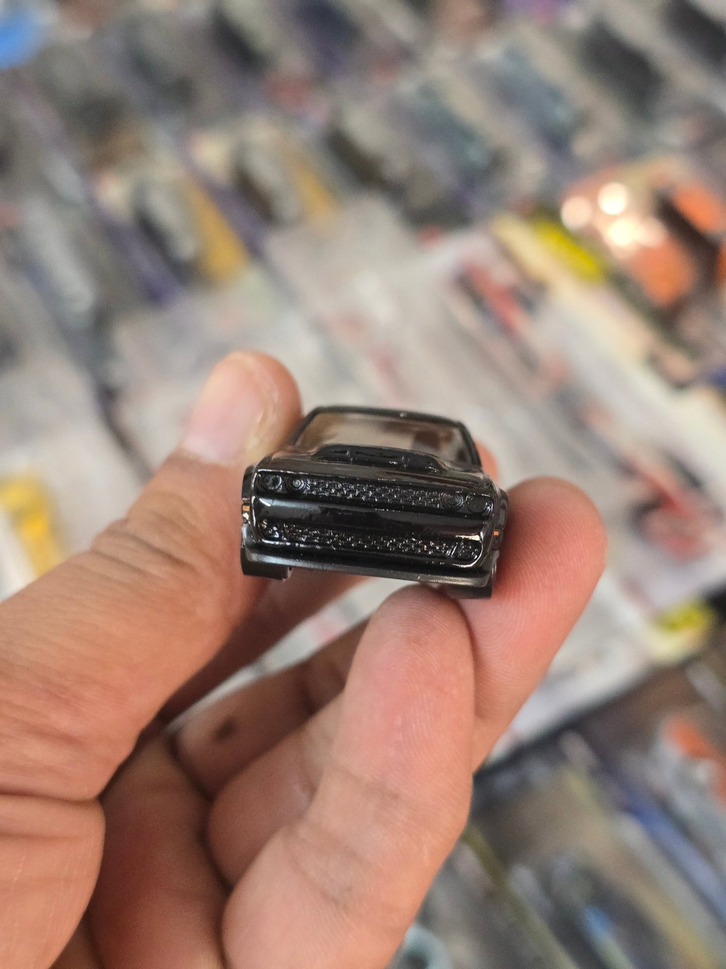 Hot Wheels 2018 Dodge Challenger SRT Demon (Uncarded) - Kinder Logs