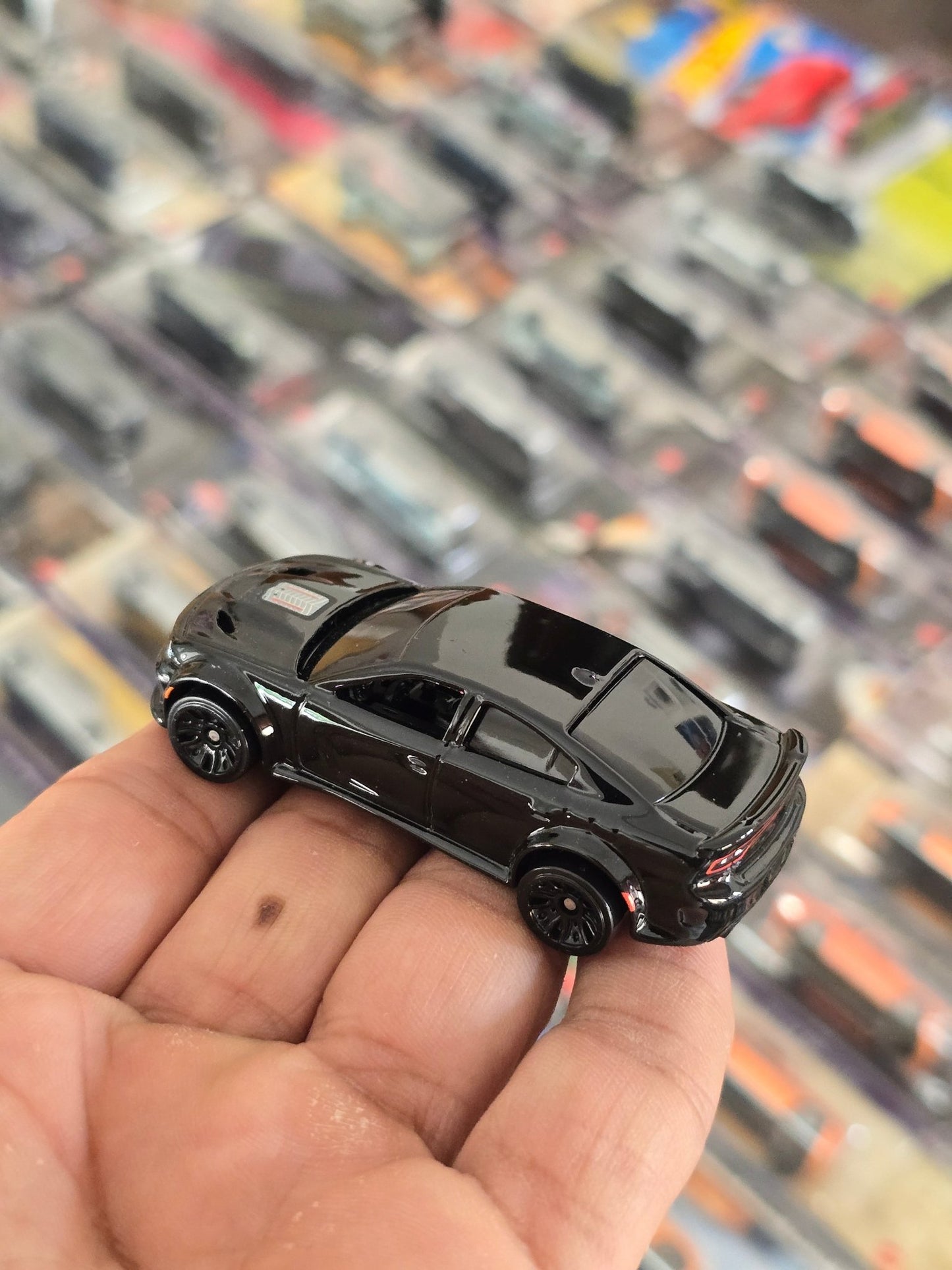 Hot Wheels 2020 Dodge Charger Hellcat (Uncarded) - Kinder Logs
