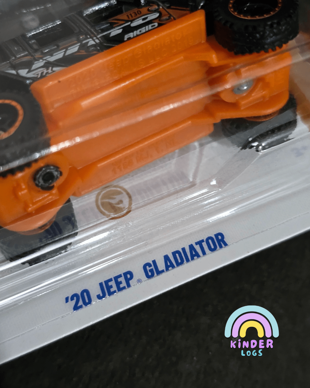 Hot Wheels 2020 Jeep Gladiator Super Treasure Hunt (STH) - Imported - Kinder Logs