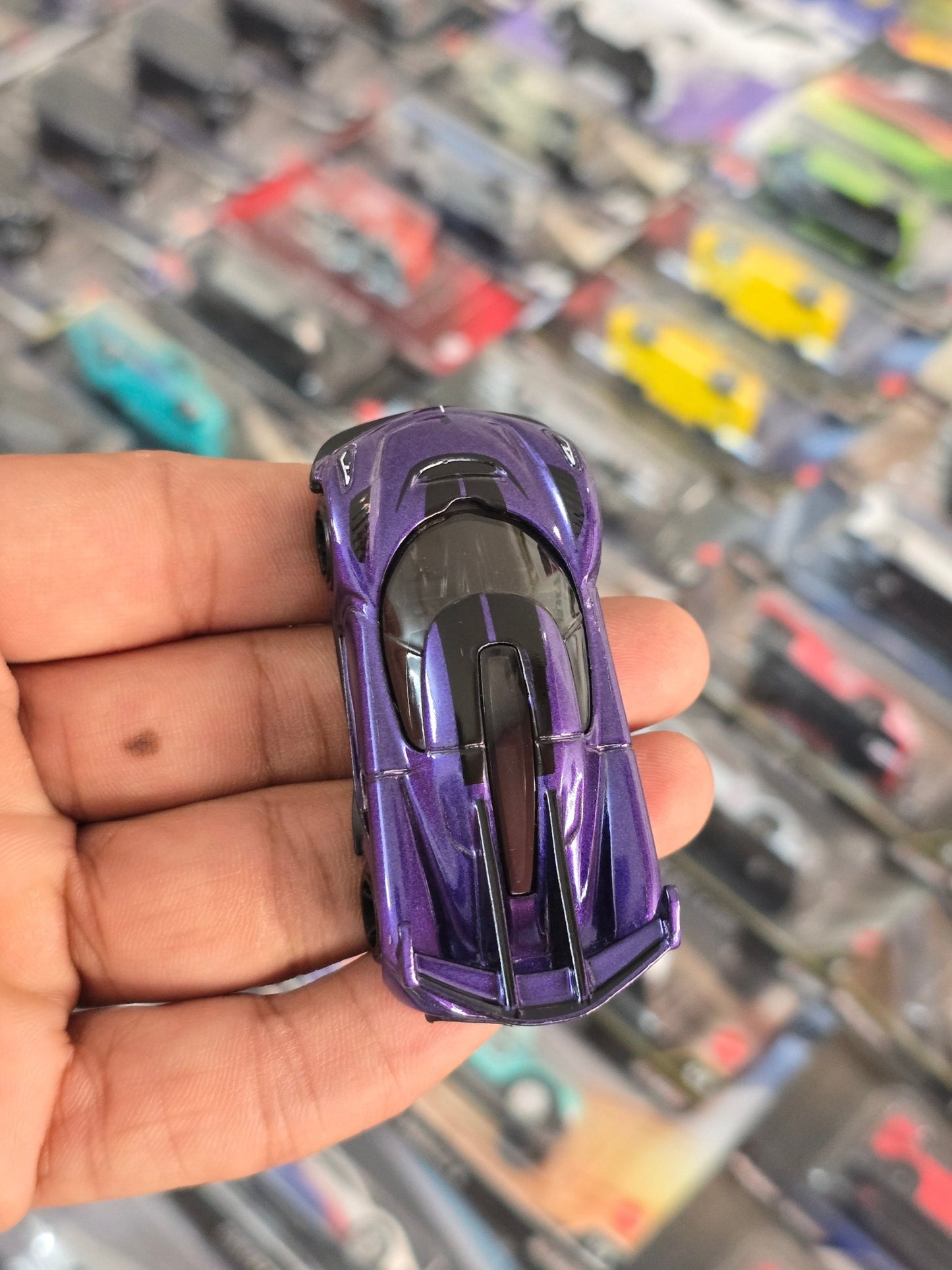 Hot Wheels 2020 Koenigsegg Jesko - Purple (Uncarded) - Kinder Logs
