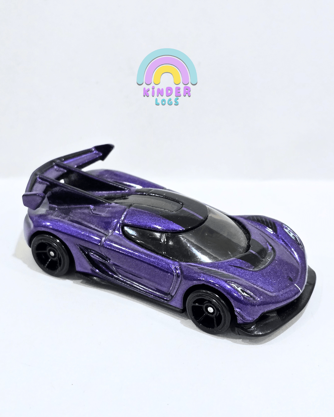 Hot Wheels 2020 Koenigsegg Jesko (Used Car) - Kinder Logs