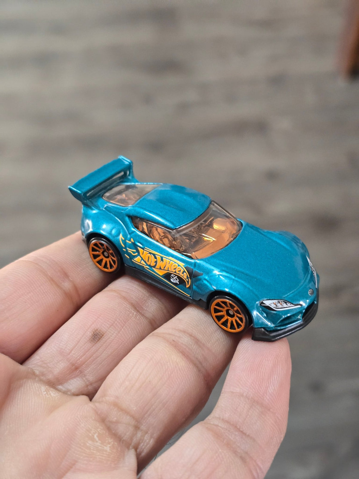 Hot Wheels 2020 Toyota GR Supra (Uncarded - New) - Kinder Logs