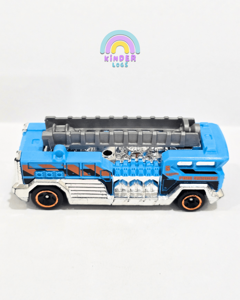 Hot Wheels 5 Alarm Fire Truck (Uncarded) - Kinder Logs