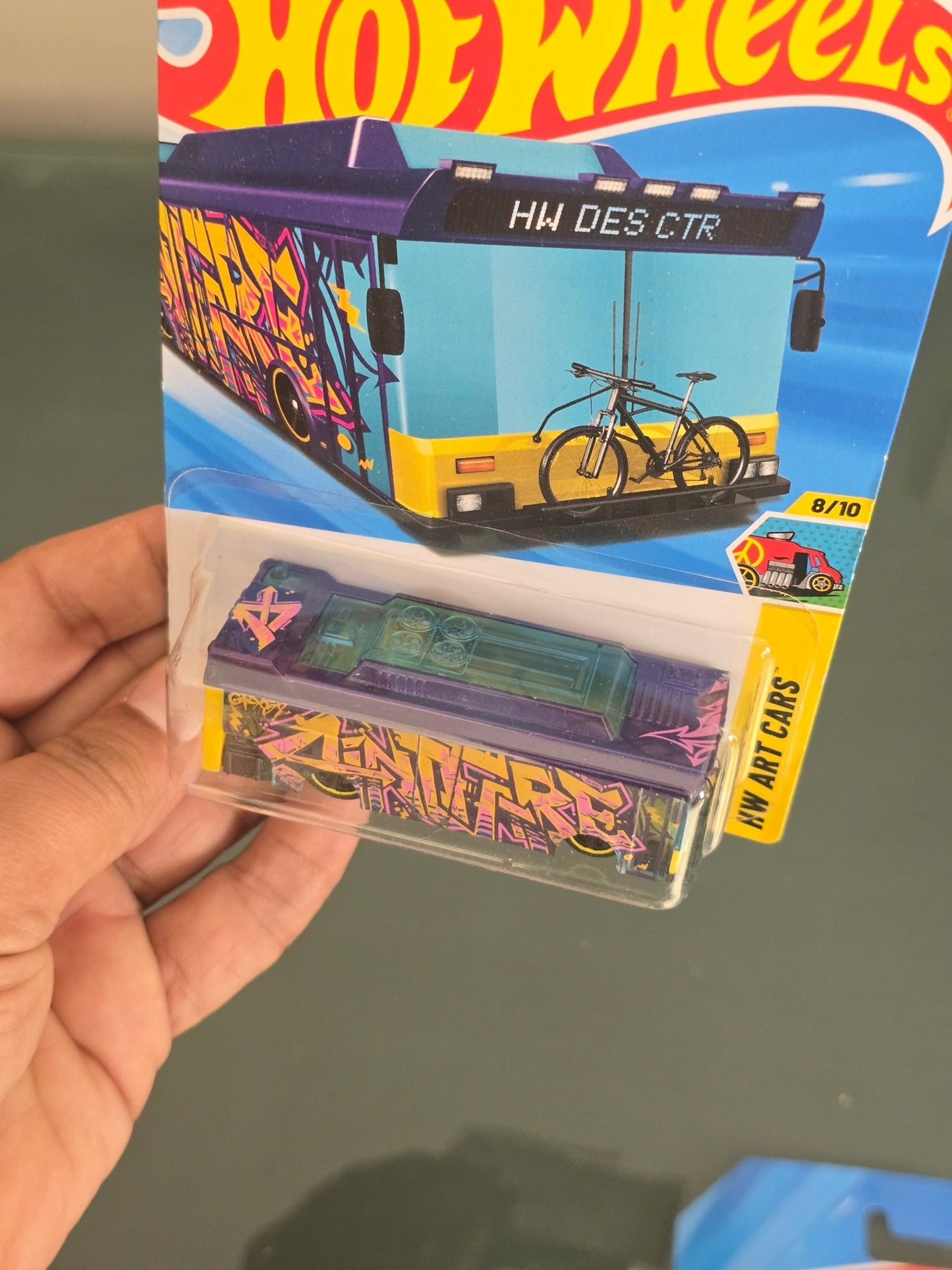 Hot Wheels Ain't Fare Bus (Imported) - Kinder Logs