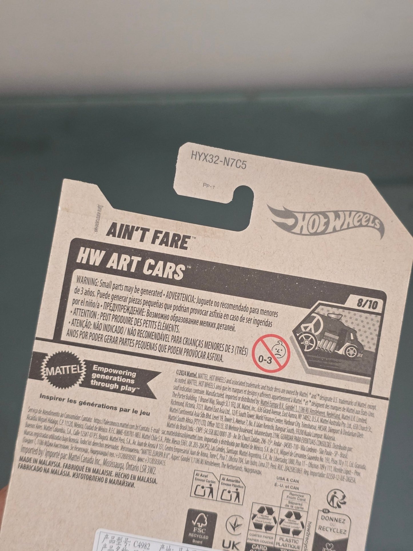 Hot Wheels Ain't Fare Bus (Imported) - Kinder Logs