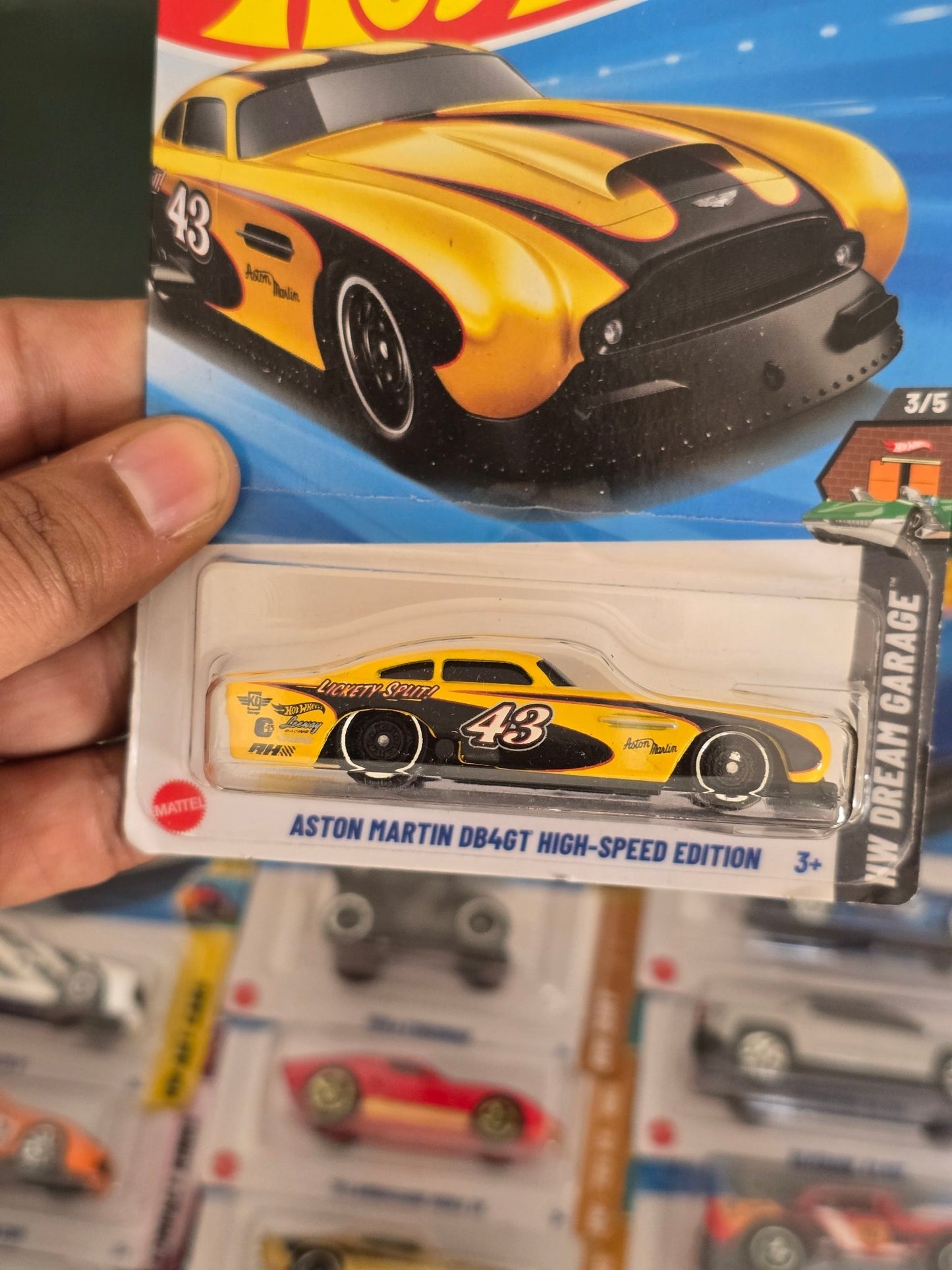 Hot Wheels Aston Martin DB4GT High - Speed Edition - Yellow (Imported) - Kinder Logs