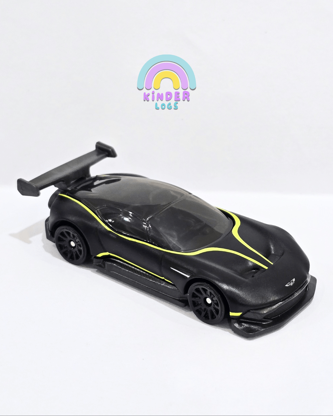 Hot Wheels Aston Martin Vulcan - Matte Black (Uncarded) - Kinder Logs