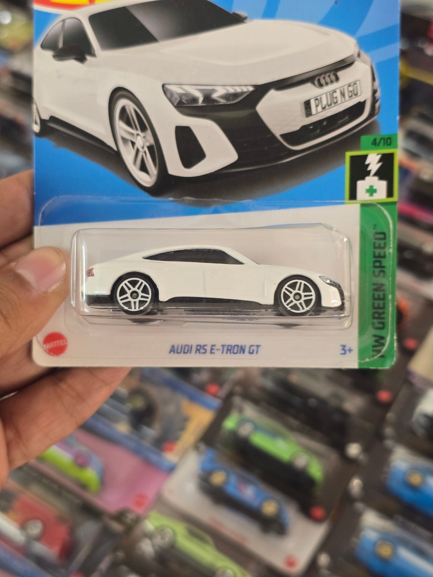 Hot Wheels Audi RS e - Tron GT (Imported) - Kinder Logs