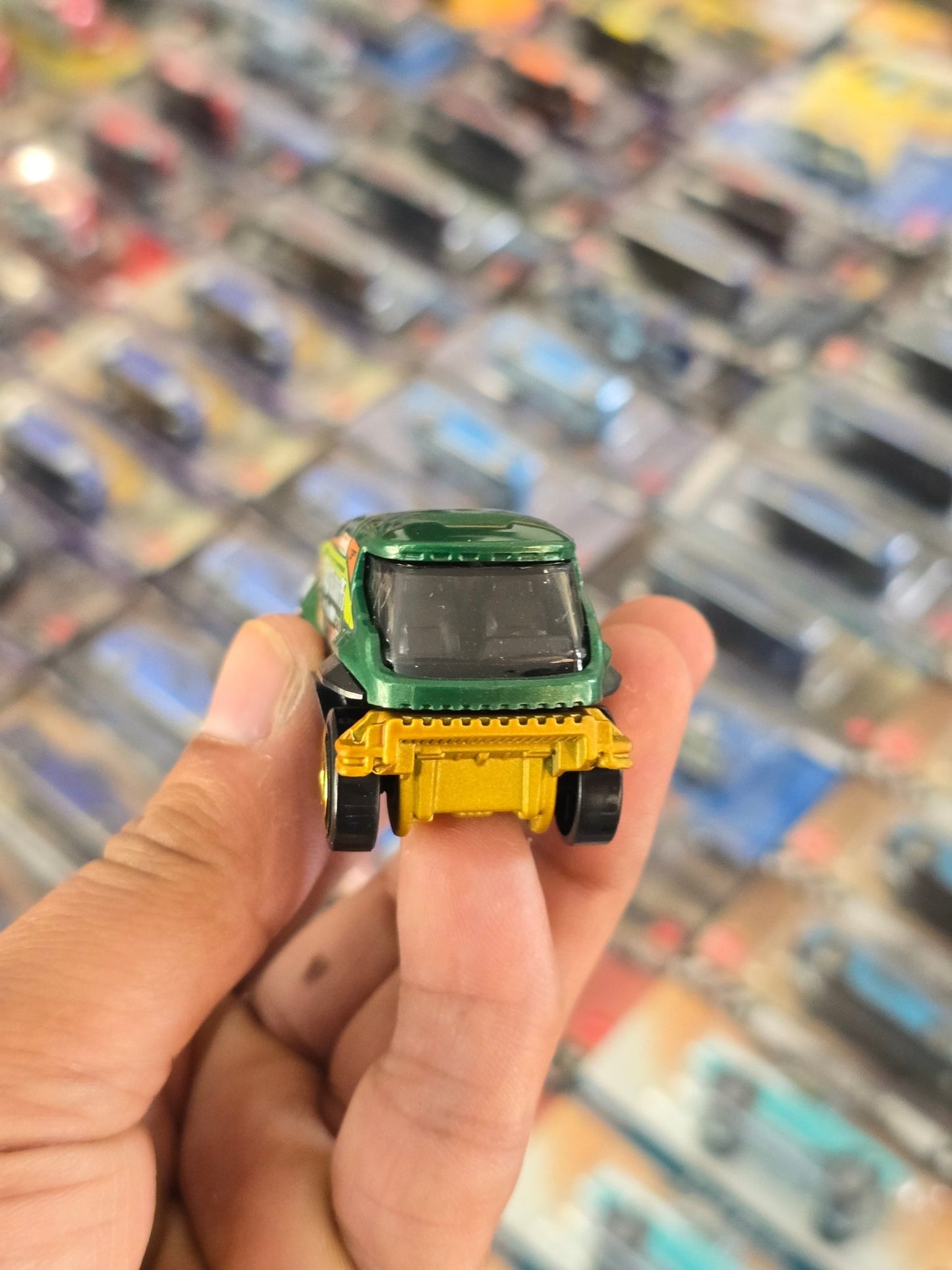 Hot Wheels Baja Bison T5 (Uncarded) - Kinder Logs